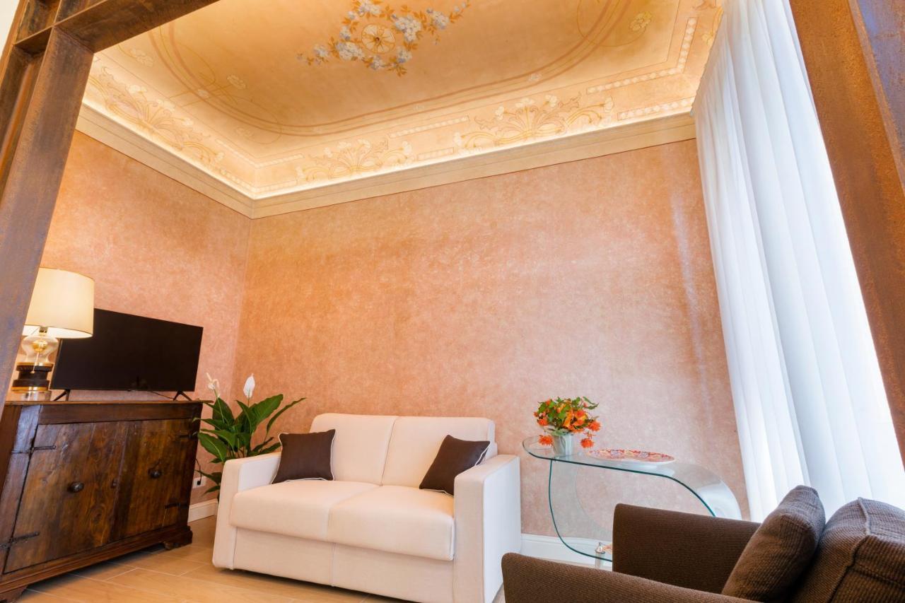 Flat Volturno- Florentine Neighbourhood ฟลอเรนซ์ ภายนอก รูปภาพ